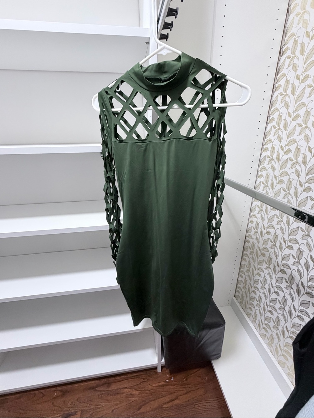 Sleeveless Lattice-Detail Women’s Top - Olive Green
